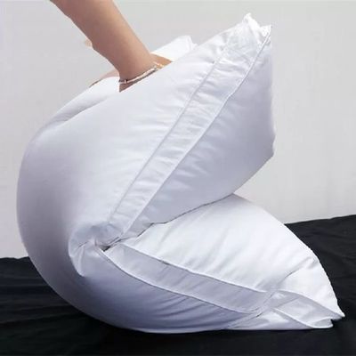 Hôtel de luxe vers le bas coussin alternatif lit coussin logo personnalisable